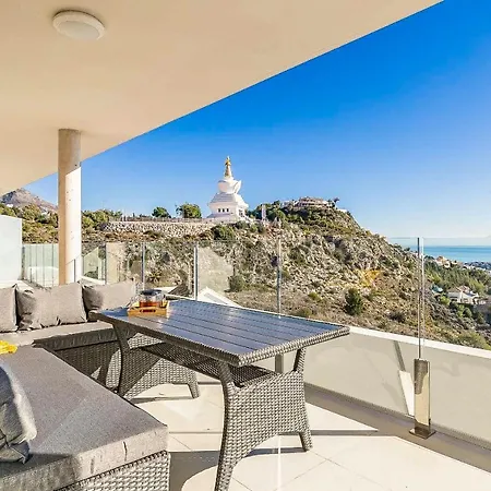 Stupa Hills - Exclusive Apartment, Stunning Views! 58 شقة *